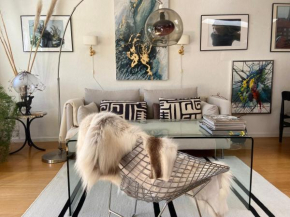 Lovely house with a view of the village church, Odense C